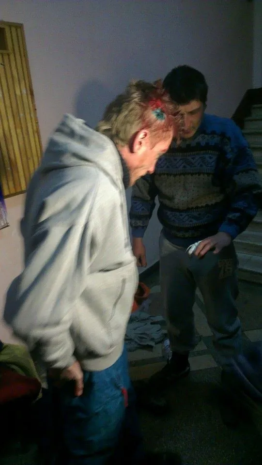 «Беркутівці» роздягли та обстріляли двох хлопців — фото 1
