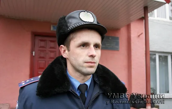 Волинянин, який із ножем напав на дільничного інспектора міліції, відповість перед законом — фото 2
