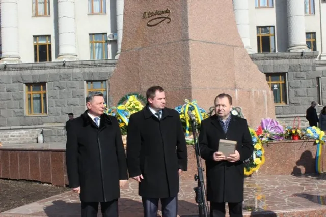 Луцьку вшанував 200-річчя від дня народження Тараса Шевченка (Фоторепортаж) — фото 6