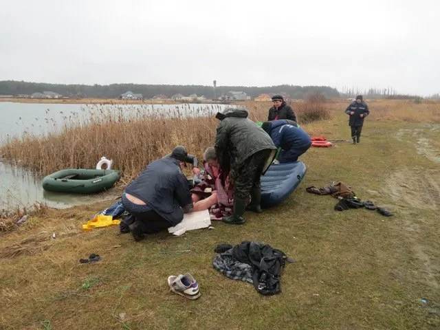 На Волині громадяни врятували двох рибалок (Фоторепортаж) — фото 1