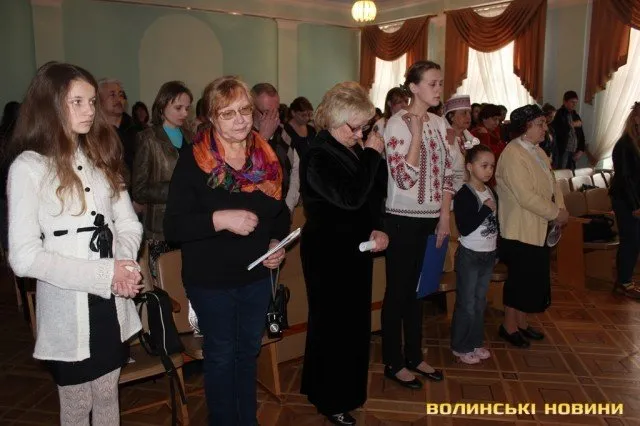 Представники різних нацменшин зібралися в Луцьку, із закликом проти війни (Фоторепортаж) — фото 2
