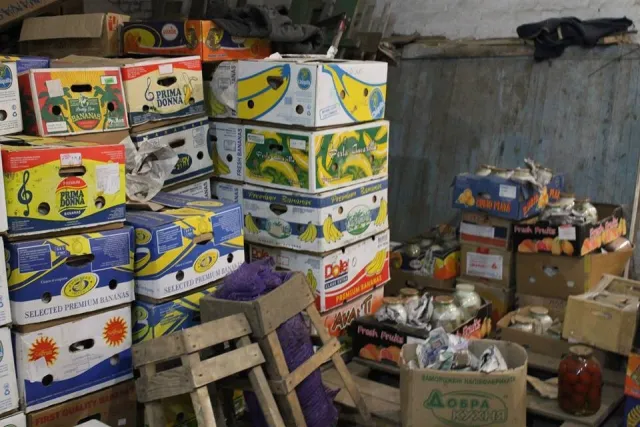 Волинським військовим привезли продукти харчування і навіть телевізор (Фоторепортаж) — фото 1