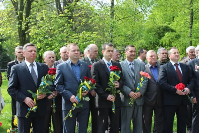 У Луцьку вшанували пам'ять ліквідаторів аварії на ЧАЕС (Фоторепортаж) — фото 1