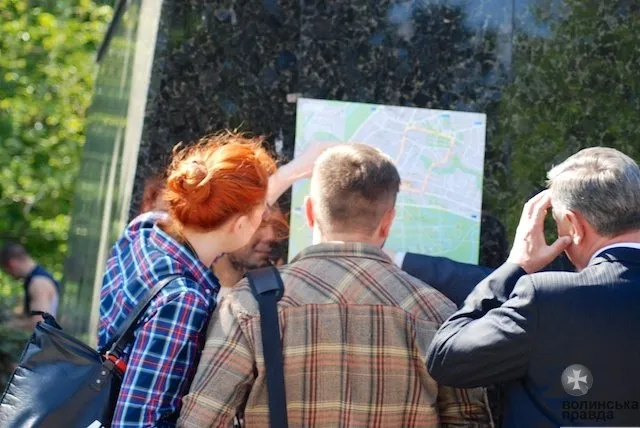 У Луцьку відбулася легкоатлетична естафета (Фото) — фото 1