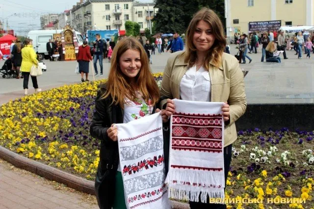 У Луцьку відбувся фестиваль «Вишиті обереги єднання» (Фоторепортаж) — фото 3