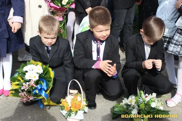 У школах міста віддзвенів останній дзвінок (Фоторепортаж) + (Відео) — фото 4