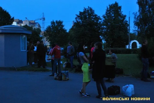 Родичі та близькі військовослужбовців, які нині воюють на Сході України, поїхали провідати чоловіків (Фоторепортаж) — фото 5