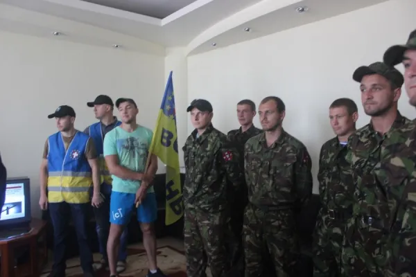 Волинський автомайдан просить волинських нардепів про саморозпуск ВР. ФОТО — фото 2