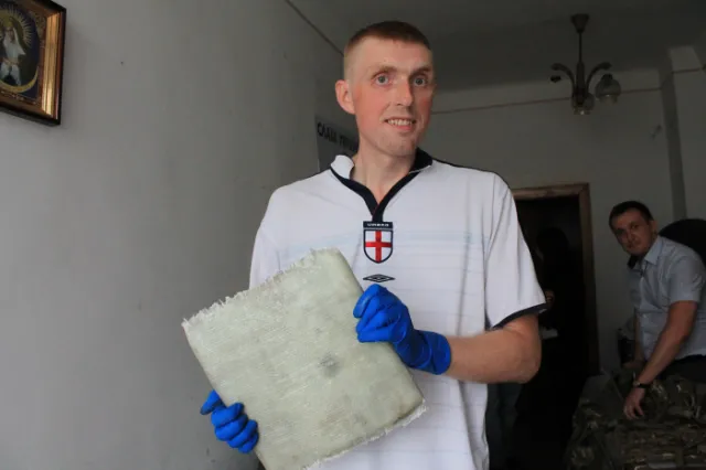 "З миру по ідеї - бійцю бронежилет" - інтерв`ю з волинським самооборонівцем щодо виготовлення бронежилетів — фото 1