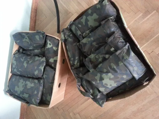 Волинські активісти-фундатори передали бійцям на Сході шкарпетки з побажаннями (ФОТО) — фото 1