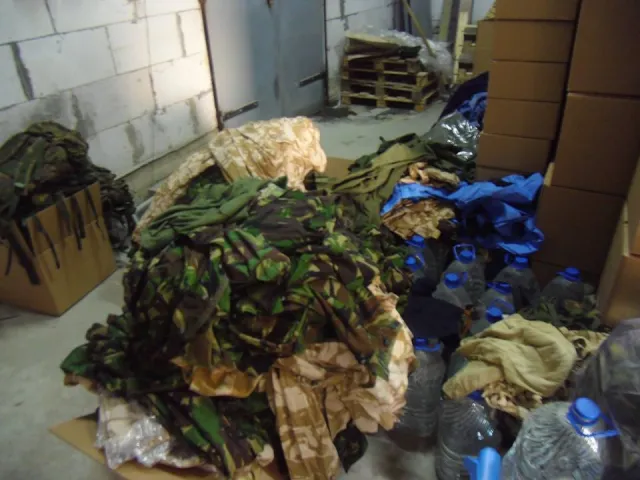 Автомайданівці відправили більше 20 тонн допомоги бійцям на Схід — фото 5