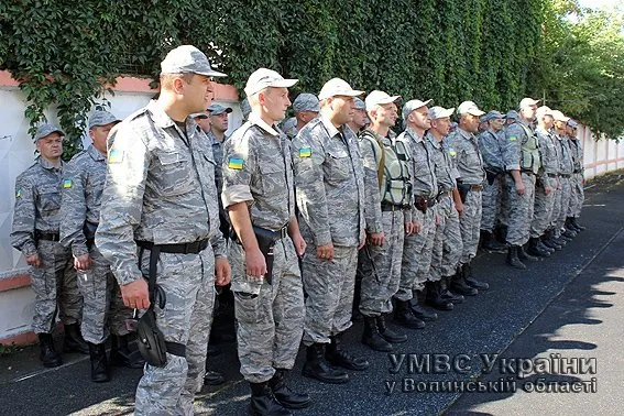 Волинські правоохоронці вирушили в зону АТО (ФОТО) (ВІДЕО) — фото 1
