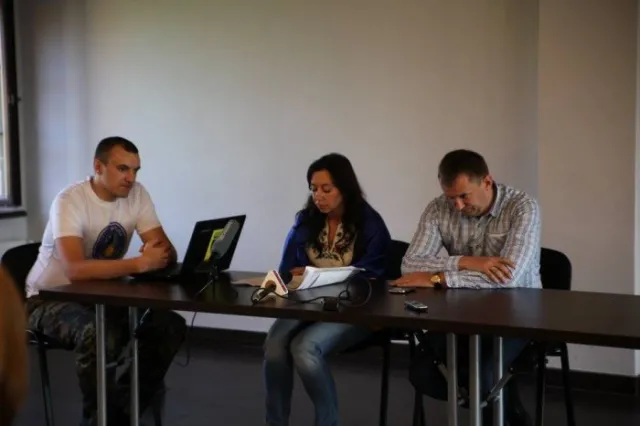 Самооборонівці звітують про перший день автопробігу "Допоможи Україні - врятуй Європу" — фото 5