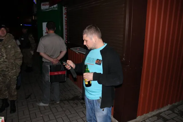 У Луцьку продовжують продавати алкоголь в нічний час - Самооборона Волині — фото 5