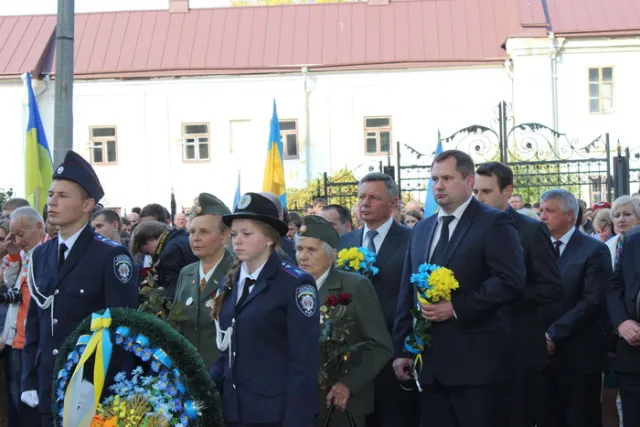 У Луцьку вшанували борців за волю України (ФОТО) — фото 4