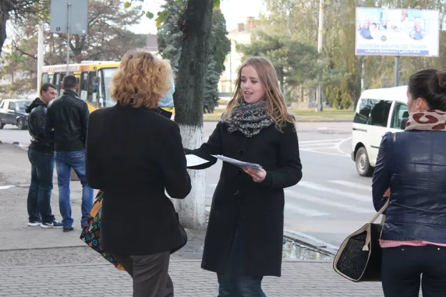 "Революція гідності у волинській глибинці, на жаль, не відбулася", - співкоординаторка кампанії "Чесні вибори" Оксана Федорук — фото 1
