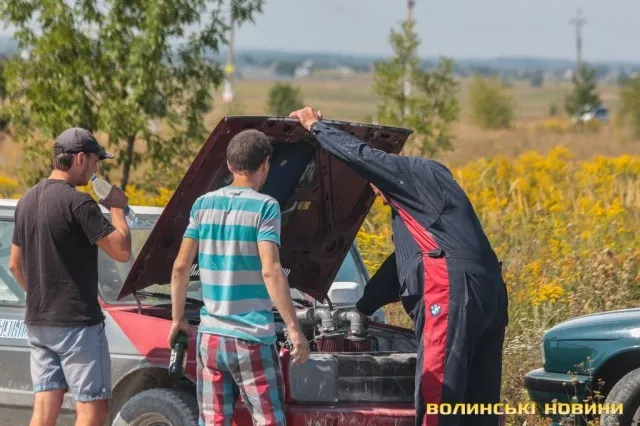 Поблизу Луцька пройшли перегони на спорт карах (фото, відео) — фото 11