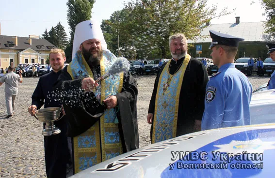 Волинським правоохоронцям Євросоюз надав нові позашляховики (фото, відео) — фото 1