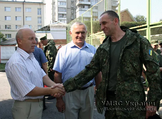 Волинські правоохоронці вирушили захищати Вітчизну (фото, відео) — фото 3