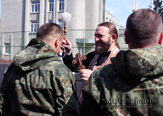 Волинські правоохоронці вирушили захищати Вітчизну (фото, відео) — фото 9