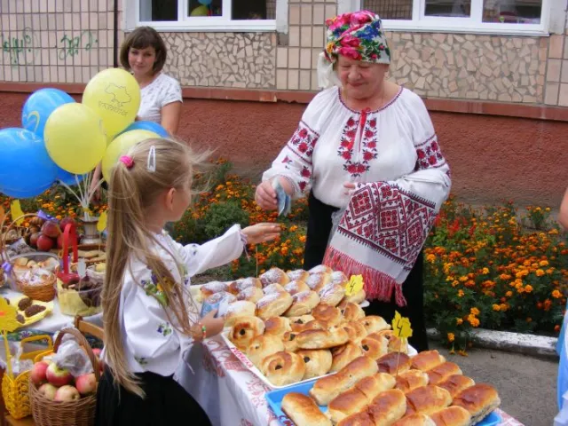 Дошкільнята Луцька допомагали учасникам АТО (фото) — фото 3